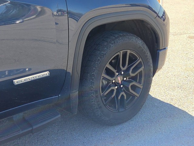 Used 2021 GMC Sierra 1500 Elevation w/ LPO, Elevation Black Package AWD/4WD image 6