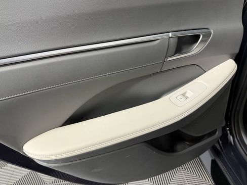 Used 2023 Hyundai Sonata Limited image 28