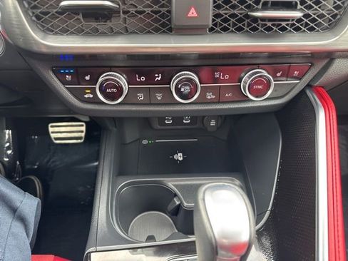 Used 2025 Acura ADX A-Spec image 19