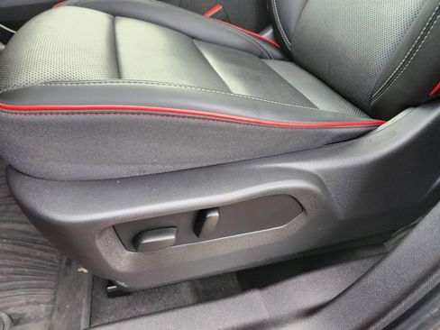 Used 2023 Buick Envision Essence w/ Sport Touring Package image 27