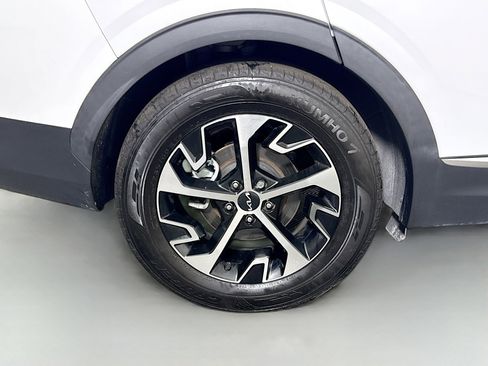 Used 2023 Kia Sportage EX FWD image 33