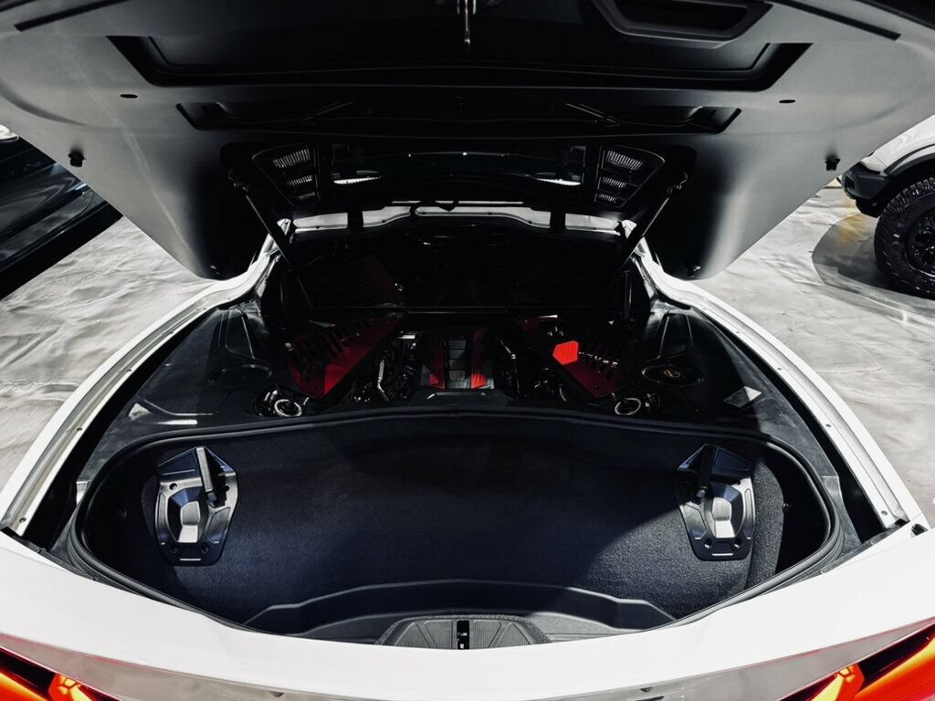 Used 2026 Chevrolet Corvette Stingray Preferred Cpe w/ Z51 Performance Package RWD image 28