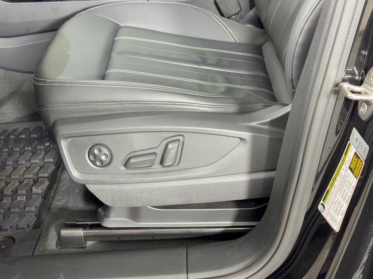 Certified 2023 Audi Q5 2.0T Premium w/ Convenience Package AWD/4WD image 16