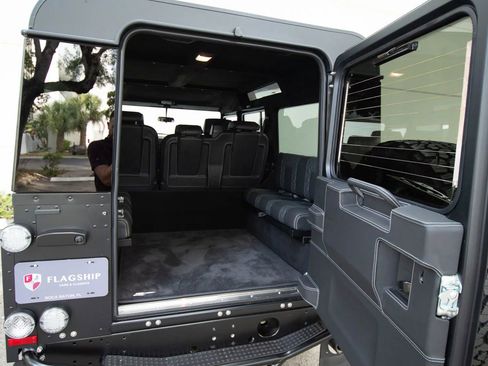 Used 1992 Land Rover Defender 110 image 67