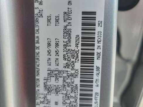 Certified 2025 Toyota Tacoma SR5 image 36