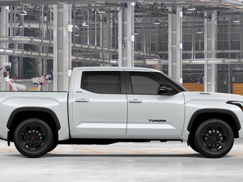 New 2026 Toyota Tundra Limited AWD/4WD image 12