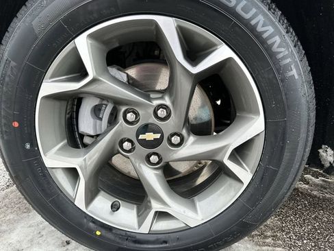Certified 2024 Chevrolet Trax LT image 22
