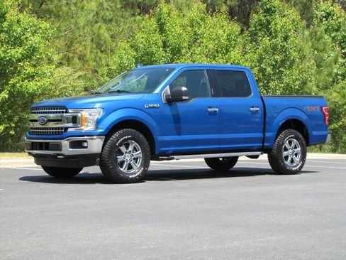 Used 2018 Ford F150 XLT w/ Equipment Group 301A Mid AWD/4WD image 3