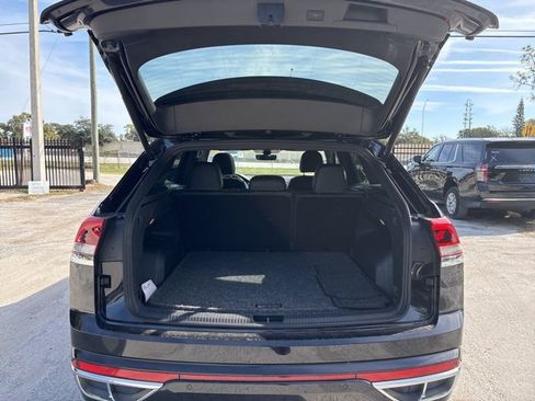 Used 2023 Volkswagen Atlas Cross Sport SEL Premium R-Line image 7