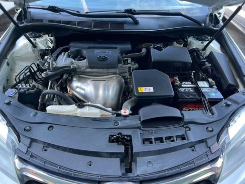 Used 2017 Toyota Camry SE FWD image 23