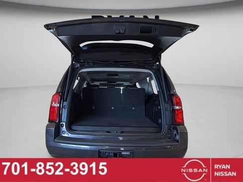 Used 2016 Chevrolet Suburban LT image 42
