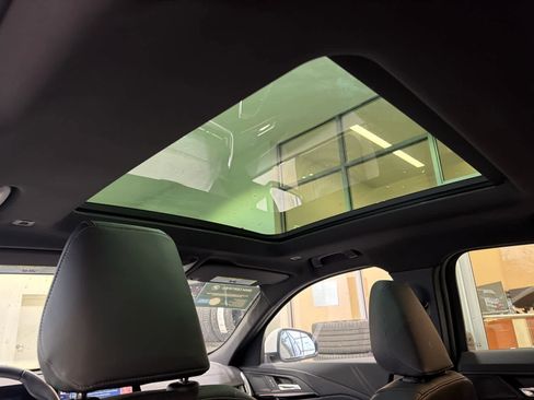 Certified 2025 BMW X2 xDrive28i w/ Convenience Package AWD/4WD image 16