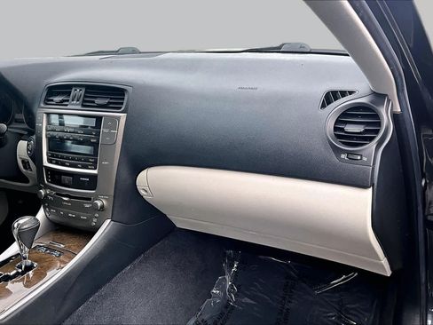 Used 2009 Lexus IS 250 RWD image 18