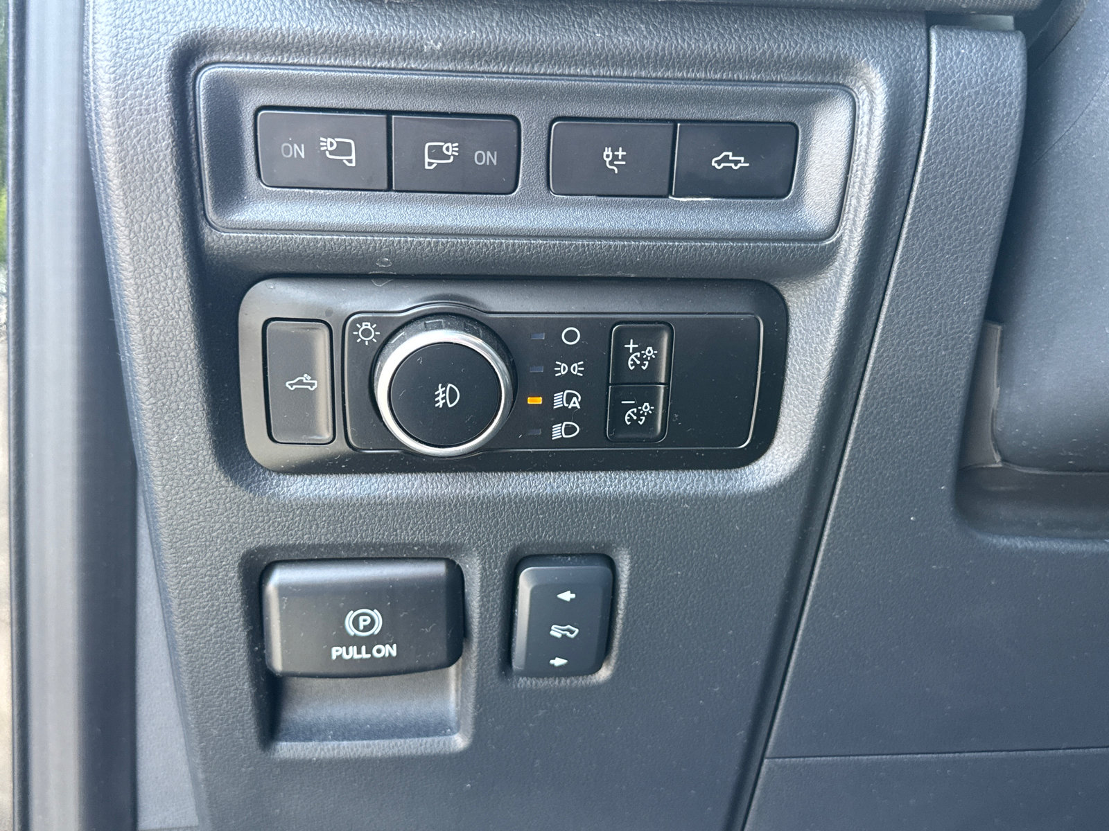 Used 2024 Ford F150 Raptor AWD/4WD image 17