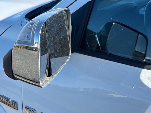 Used 2016 RAM 1500 Laramie AWD/4WD image 8