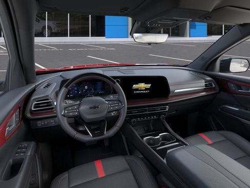 New 2026 Chevrolet Traverse RS w/ LPO, Floor Liner Package FWD image 15
