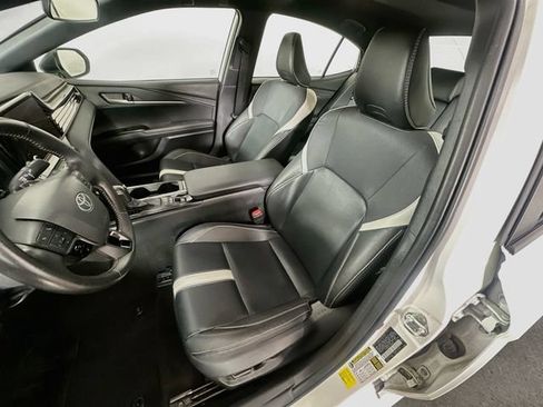 Used 2025 Toyota Camry SE FWD image 26