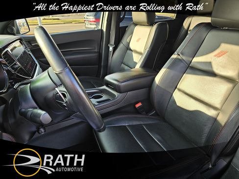 Used 2024 Dodge Durango GT image 13
