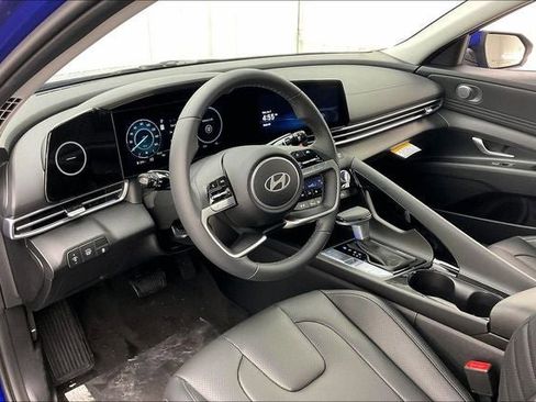 New 2026 Hyundai Elantra Limited image 8