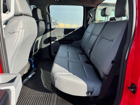 New 2026 Ford F250 XL w/ XL Chrome Package image 21
