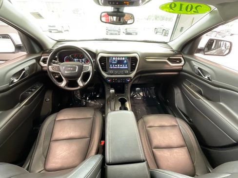 Used 2019 GMC Acadia SLT AWD/4WD image 7