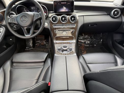 Used 2017 Mercedes-Benz C 300 4MATIC Sedan image 13