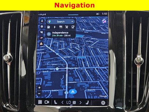 Used 2022 Volvo XC60 T8 Inscription Expression w/ Protection Package image 18