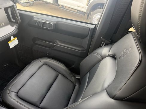 New 2025 Ford Bronco Badlands image 19