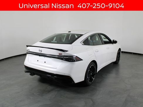 New 2026 Nissan Sentra SR w/ SR Premium Package FWD image 12