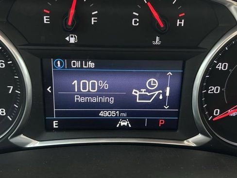 Used 2022 GMC Terrain SLE w/ Driver Convenience Package image 17