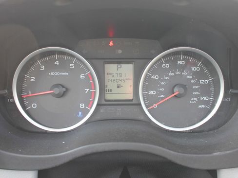 Used 2015 Subaru Forester 2.5i Premium w/ All-Weather Package image 11