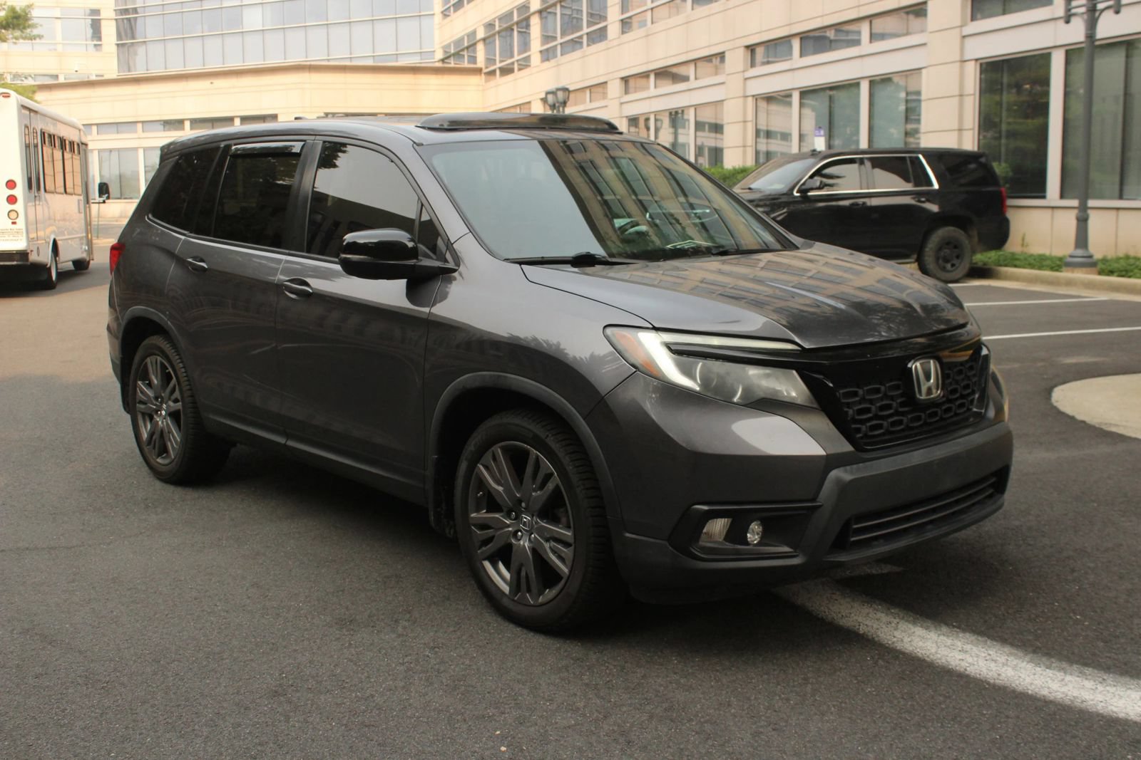 Used 2021 Honda Passport EX-L image 1