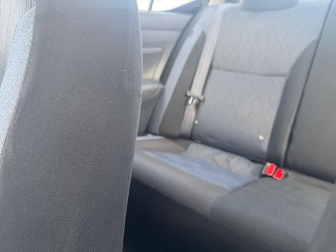 Used 2025 Nissan Versa SV FWD image 37