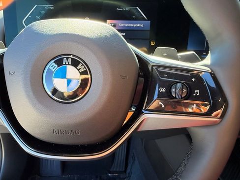 Used 2025 BMW 540i xDrive image 18