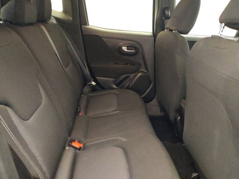 Used 2020 Jeep Renegade Sport image 19