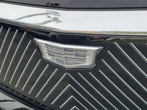 Used 2026 Cadillac Vistiq Luxury image 29