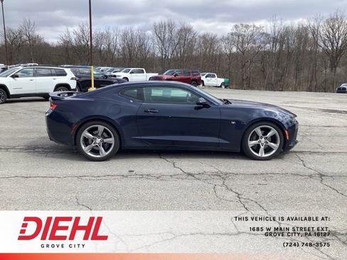 Used 2016 Chevrolet Camaro SS image 8