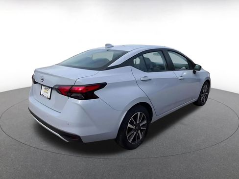 Used 2025 Nissan Versa SV image 15