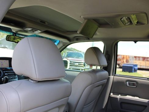 Used 2012 Honda Pilot Touring image 32