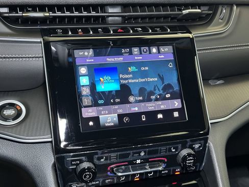 New 2025 Jeep Grand Cherokee L Altitude image 29