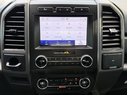 Used 2020 Ford Expedition XLT w/ Equipment Group 201A RWD image 29