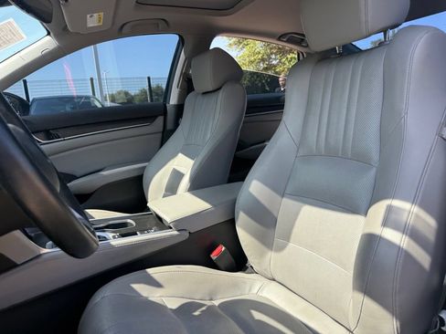 Used 2018 Honda Accord EX-L image 10