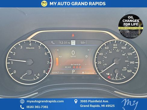 Used 2023 Nissan Maxima SR w/ Sport Mat Group image 16