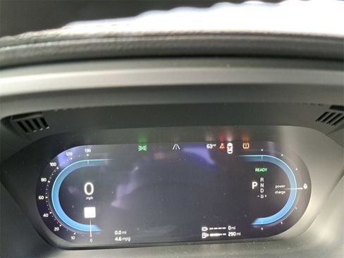 Used 2024 Volvo XC60 T8 Polestar image 9