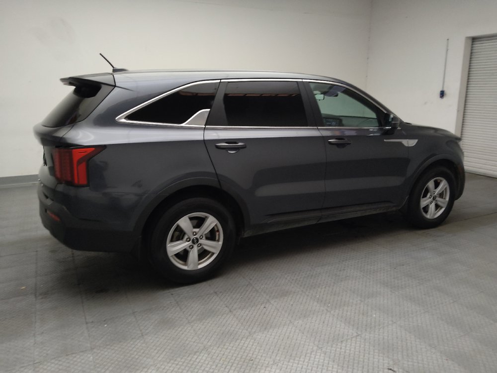 Used 2022 Kia Sorento LX FWD image 10