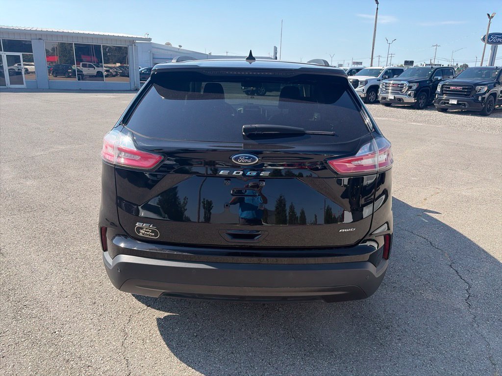 Used 2024 Ford Edge SEL w/ Sport Appearance Package AWD/4WD image 5