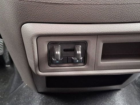 New 2026 Ford Transit 250 148 Medium Roof Extended AWD image 16