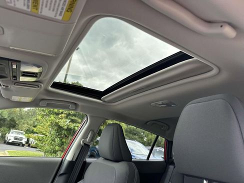 Certified 2025 Subaru Crosstrek 2.0i Premium image 17