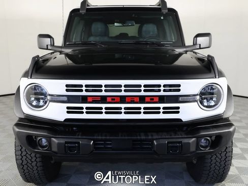 Used 2025 Ford Bronco Heritage Edition AWD/4WD image 2