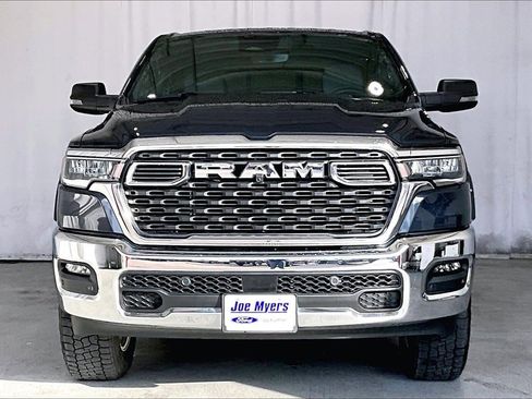 Used 2025 RAM 1500 Lone Star image 2